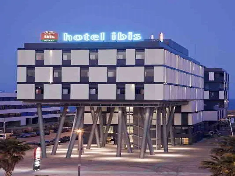 B&B Hotel Barcelona Mataró 2*,